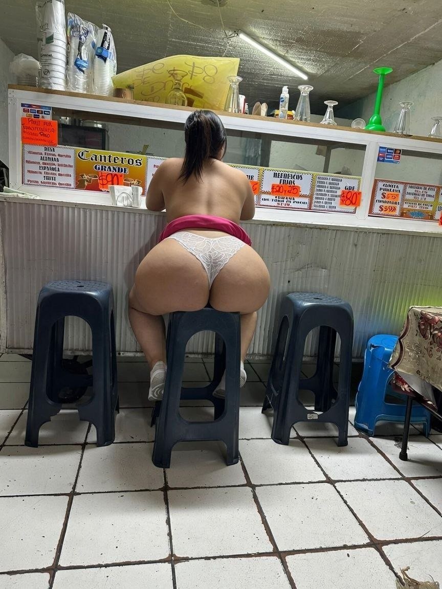 LosBandidosSw's tweet photo. Buenos días cachondos, ya ando comprando las tortas, aquí hay unas bien grandes. 🔥🍽️

¿Van a querer algo? 🫣 https://t.co/BrOQM8oz10