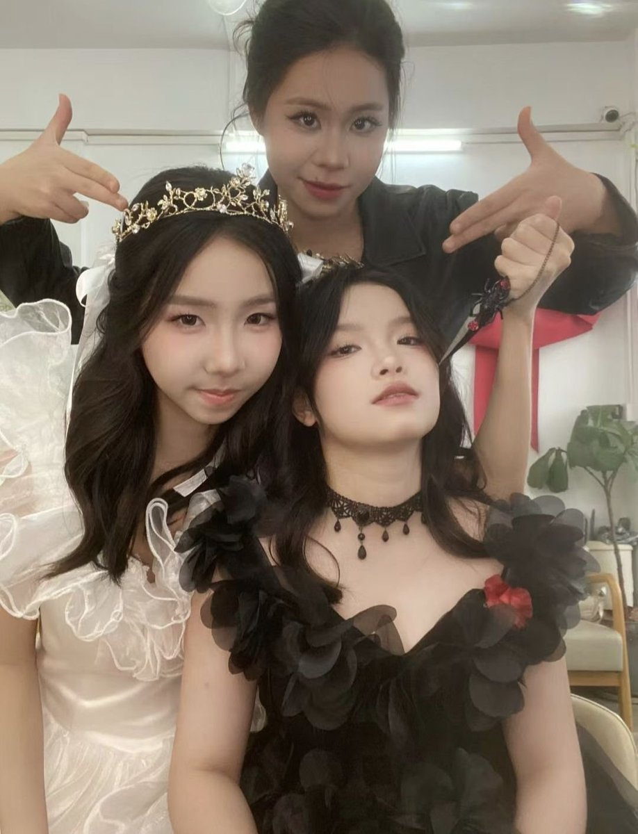 s621f's tweet photo. 喜欢我这个黑天使吗哥哥嘿嘿，喜欢哥哥评价我 https://t.co/c7SxSqLGy2
