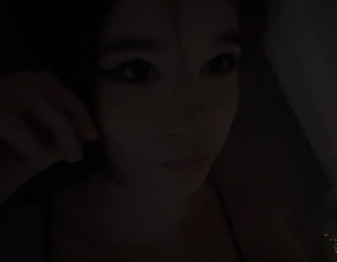 902redamancy's tweet photo. i love looking like a haunted doll it really replicates who i am within https://t.co/3yVmYLpGel