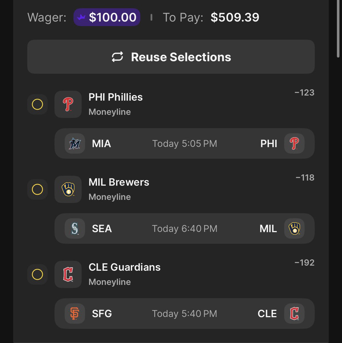 TheHawkBets's tweet photo. Another fun layski as well with DK free dollas https://t.co/UoXpPSfCZ1