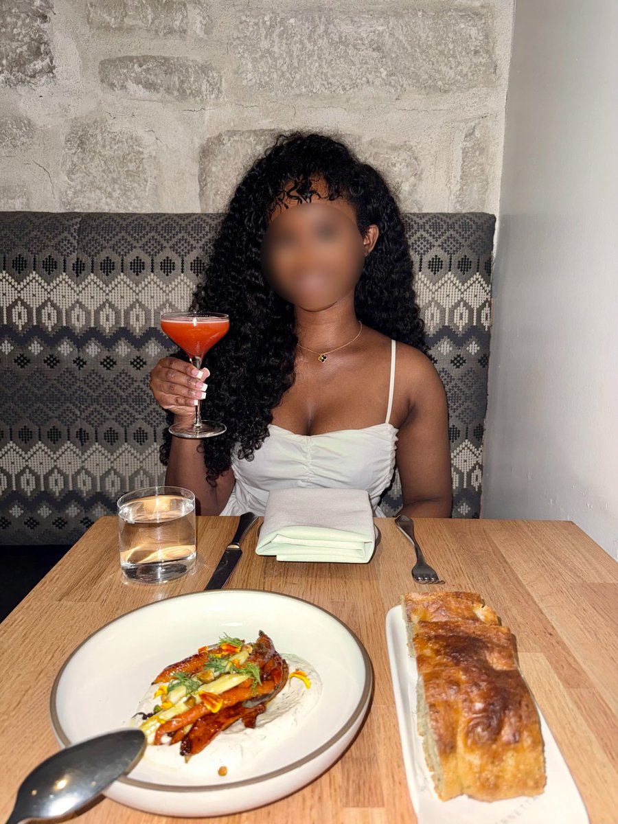 KimoraMgfe's tweet photo. Birthday girl 🎂🥂

I’m incredibly grateful for everyone who has crossed paths with me and added a little something special to my life. Thank you for the kindness, generosity, love, and support you’ve shown me.

Feeling very lucky to be exactly where I am today. 🤍 https://t.co/V1vUCmoBLn
