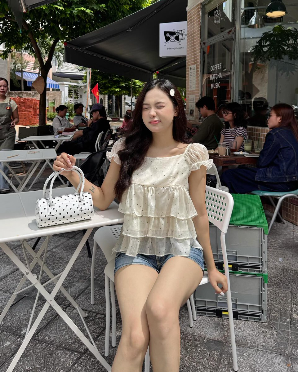 BandaVAGALUME's tweet photo. Wassup 🌍 Just dropping by to say: you are stronger than you think and today is full of possibilities. 🦋
Jkrocg https://t.co/IKAkGRZeKg