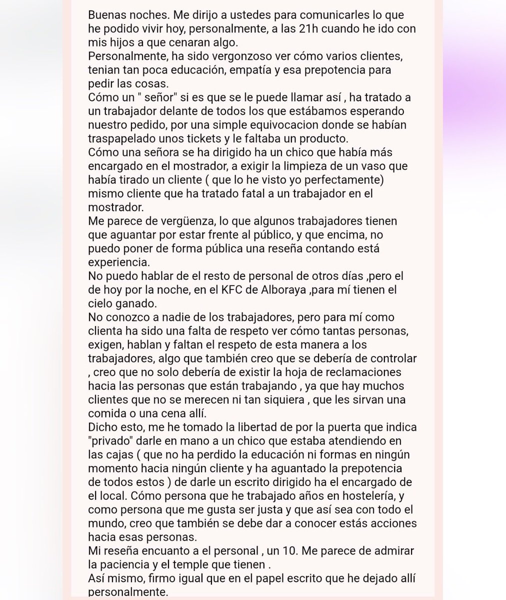 soycamarero's tweet photo. Señores de @KFC_ES deberían dar pautas y flexibilidad a vuestros trabajadores para estos casos y todo cliente que se comporte así, no servirles y prohibirles la entrada. Y ya de paso un plus a esos trabajadores por aguantar tanto,por cierto compis, si me leéis, un abrazo y ánimo con tanto impresentable. Y a la  clienta que vio todo y decidió contarlo y reaccionar, un abrazo y gracias 🫂