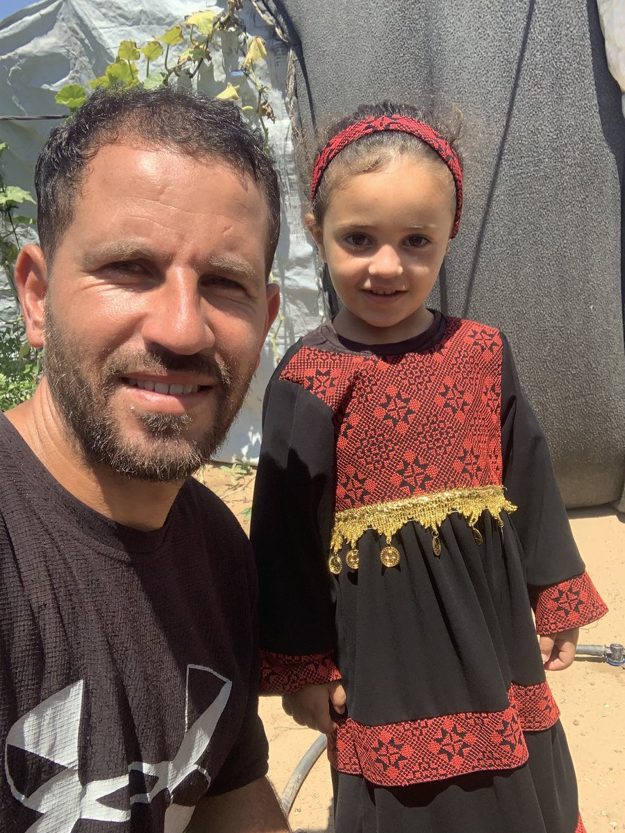 BAlhabel's tweet photo. Just for the people who care about us, we are still here.♥️🇵🇸 https://t.co/QvKMRCsLhb