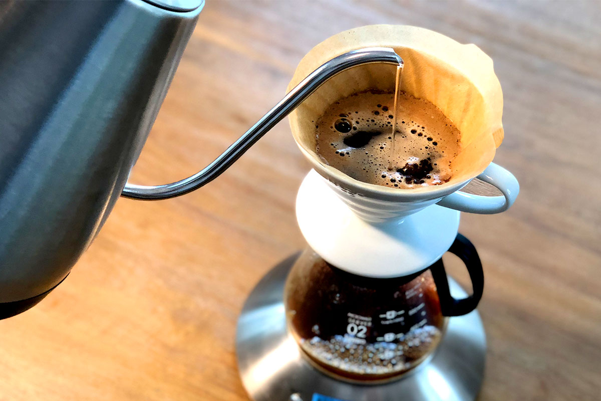 IsaacRodri80178's tweet photo. Just tried the new coffee blending technique at the downtown café—smooth, rich, no bitter aftertaste at all. Game changer for my morning pick-me-up!， https://t.co/Vc7fy1SRQH