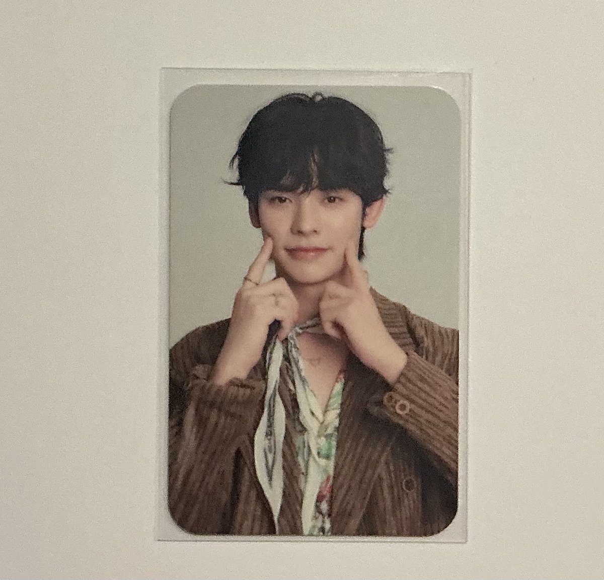 Thenameiskxrpxr's tweet photo. ปุกาด ปุกาด เนื่องจากมีผู้เข้าร่วมบอกรักเป้นจำนวนมาก ขอปอจึงจะแจกการ์ดอีก 1 ใบเพราะฉนั้นพิ๊ๆชาววาวามาร่วมบอกรักปิ๊ปป๋อกานเย้อะๆเลยน้าา🐻‍❄️♥️⭐️❕
#porsuppakarn 
#Duang𝐆o𝐑ound𝐂oncert 
#Duang𝐂oncertDay2 https://t.co/ECOvhAMD4R