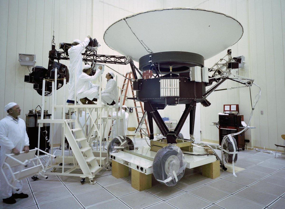 fermatslibrary's tweet photo. Voyager 2 launched exactly 49 years ago today - 16 days before Voyager 1, which took a faster trajectory and overtook it.

Voyager 2 remains the only spacecraft to have visited Uranus and Neptune and is still communicating with Earth from interstellar space, over 13 billion miles away.