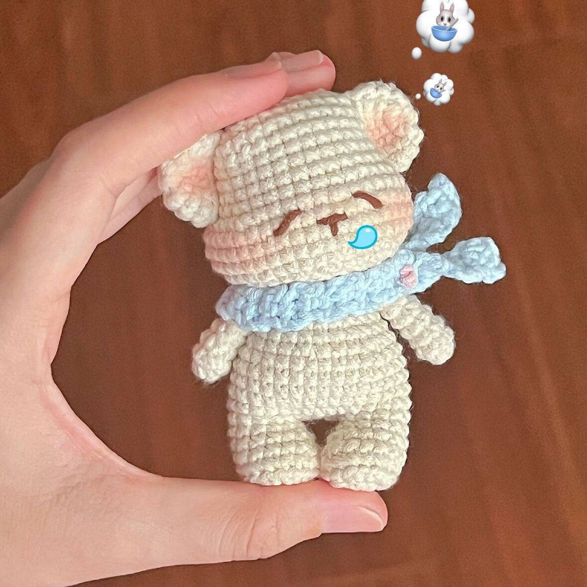 mimo2053311097's tweet photo. Just finished this cute upcycled fabric keychain! Old clothes turned into a tiny, happy accessory—small DIY big joy https://t.co/eMfzJUexZ5
