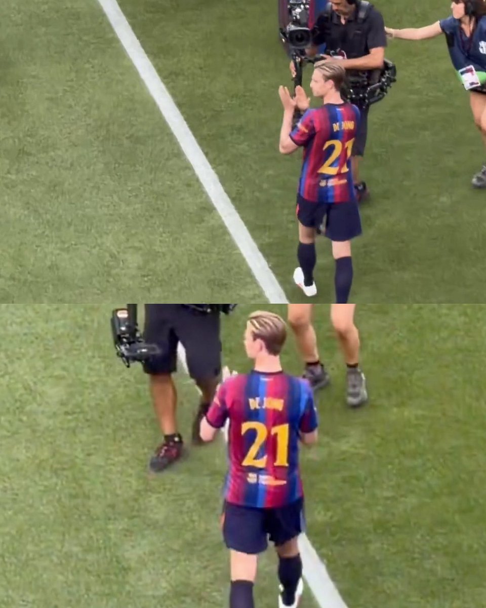 forblaugrana's tweet photo. 🚨| Frenkie de Jong was BOOED by Barcelona fans when he was being presented!

What a shameful moment! 💔 https://t.co/gJZtMbWch3