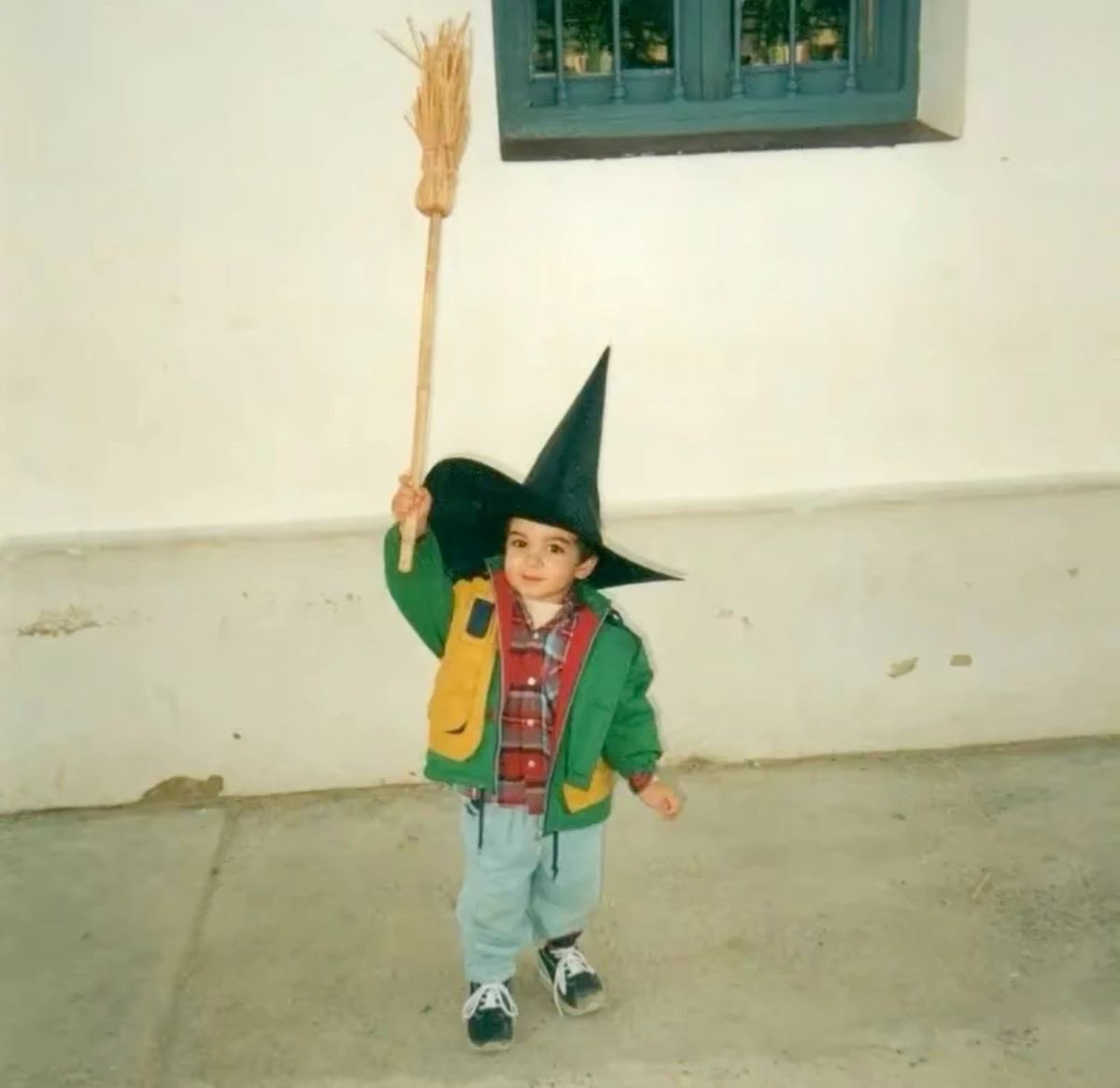 _gloryhao's tweet photo. Ferran Torres was literally a little piece of candy throughout his childhood https://t.co/zfGMY73tCK