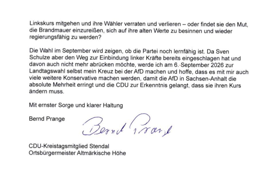 Birgit_Kelle's tweet photo. Was nutzt dir als @CDU eine Brandmauer zur AfD, wenn du einen Hausbrand auf dem eigenen Hof hast?
Mit Bernd Prange outet sich der erste CDU-Bürgermeister in Sachsen-Anhalt als Spender und Wähler der AfD und fordert die Absetzung von Friedlich Merz als Vertreter jener Kaste der CDU, die die konservativen Prinzipien der eigenen Partei verraten hat. 
Man fragt sich jeden Tag erneut, was noch alles geschehen muss, damit die CDU aufwacht, jetzt gehen ihr bereits die eigenen Mandatsträger mit Ansage von der Fahne. Sollte Ulrich Siegmund am Ende ein paar Stimmen fehlen für eine absolute Mehrheit, werden im Landtag mit Sicherheit ein paar Unionsleute noch die Seite wechseln.