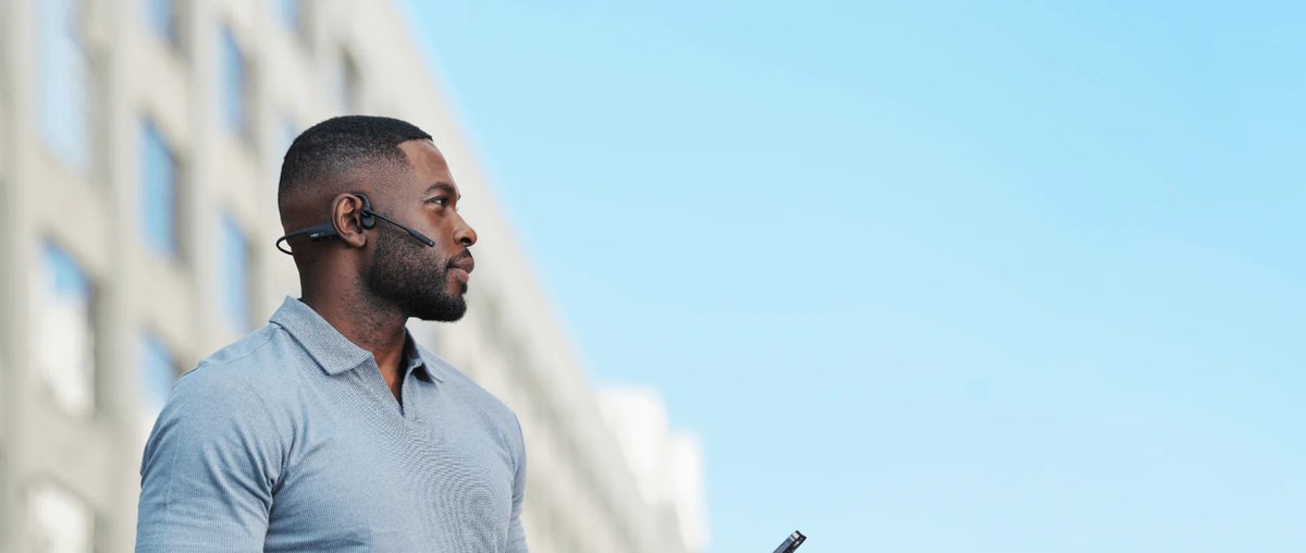 CallOneInc's tweet photo. The rise of bone conduction headsets over the past few years has been a major change in the industry, but are they right for your business?

We wrote a blog discussing the differences between bone conduction and traditional headsets

https://t.co/eaEJMLkq1n https://t.co/xR42apRUpX