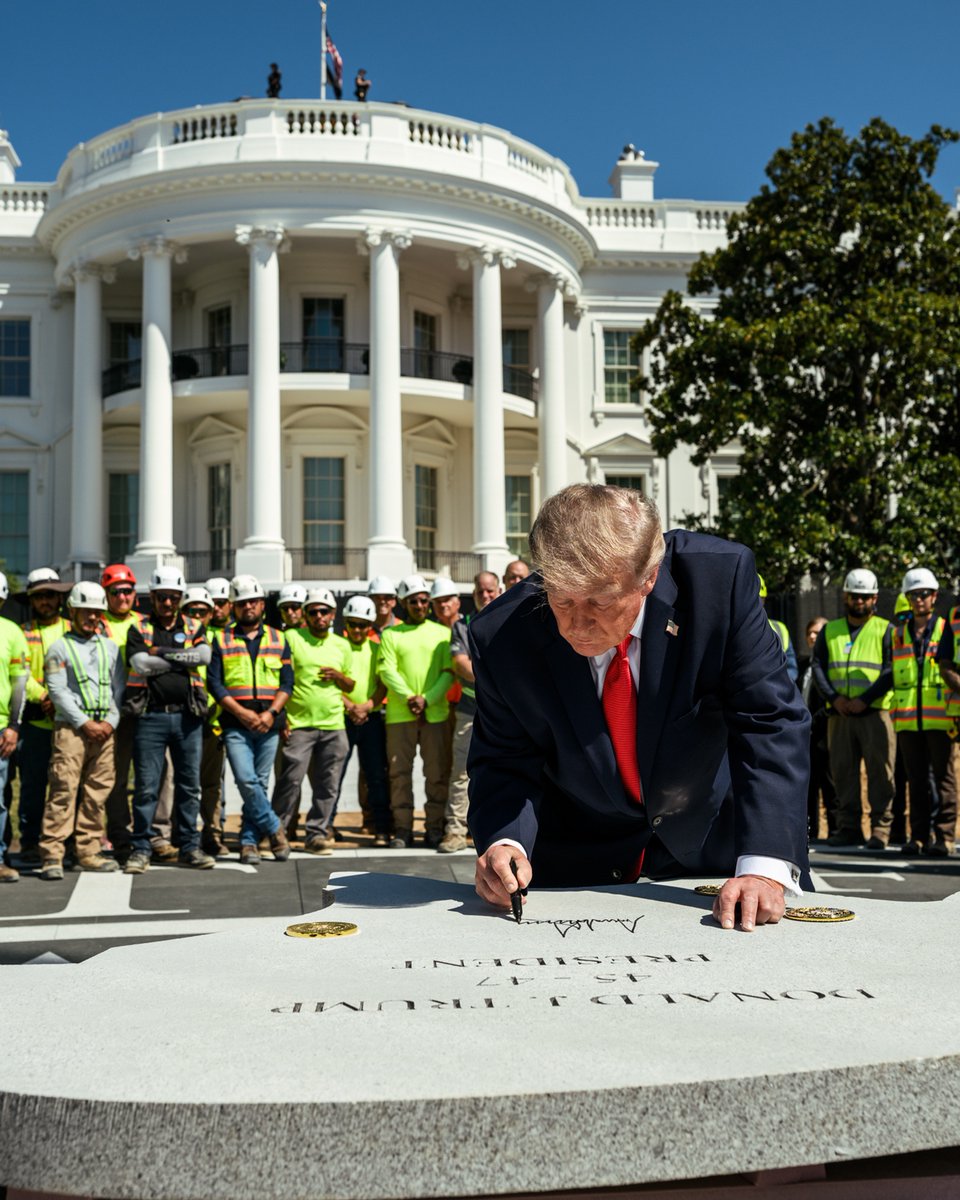 WhiteHouse's tweet photo. A new era for the White House 🚁

President Trump shows off the beautiful new White House helipad to the press, etching his name into history and giving massive credit to the construction crew who helped make the helipad a reality. https://t.co/vv36DMxW0b