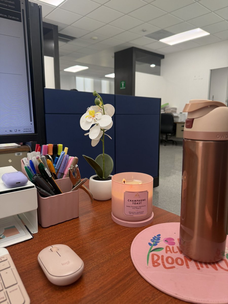 gabovaller's tweet photo. No importa donde esté siempre voy a romantizar mi lugar de trabajo.. por que paso la mitad de día aquí.. https://t.co/FqhpZAj9zQ