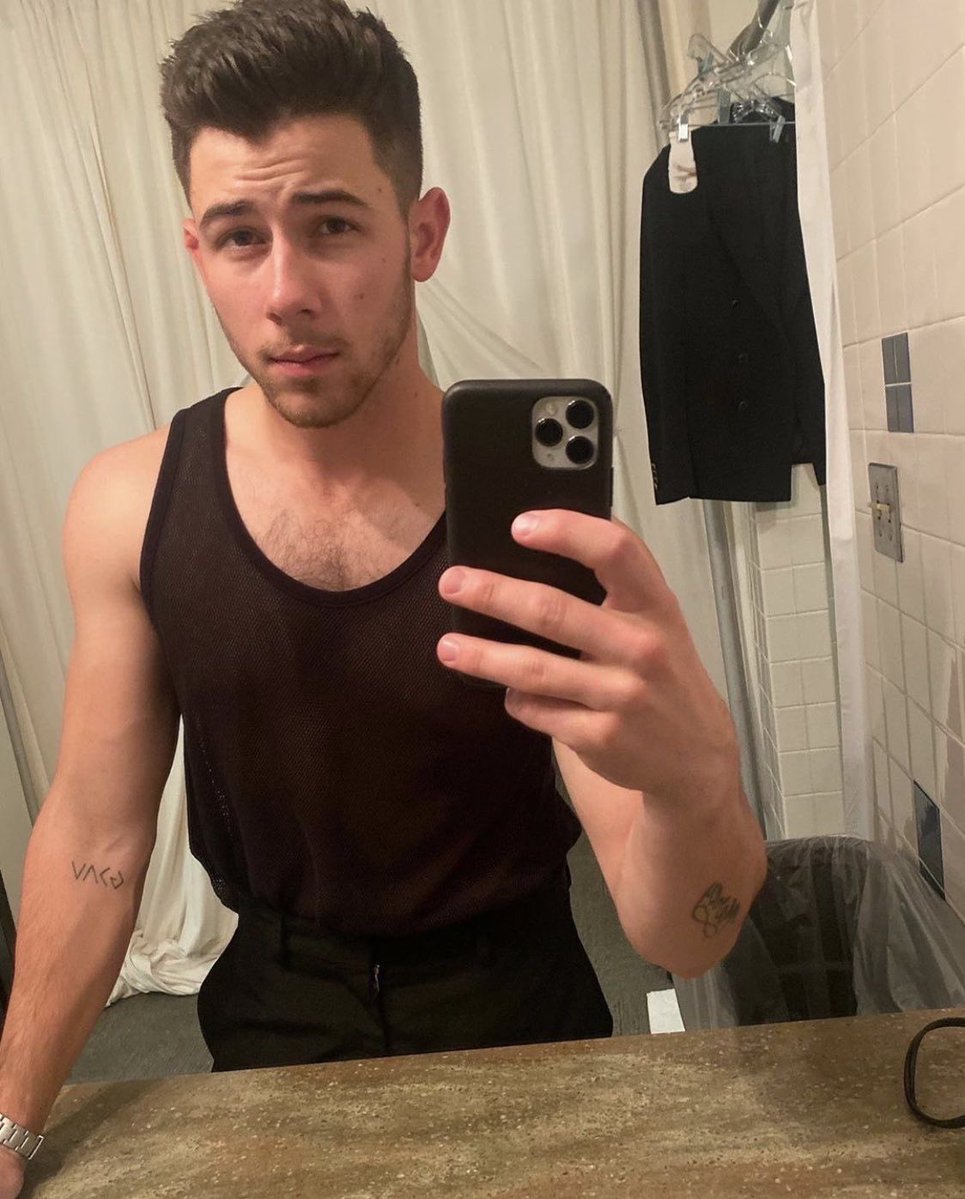 allofnick tweet picture
