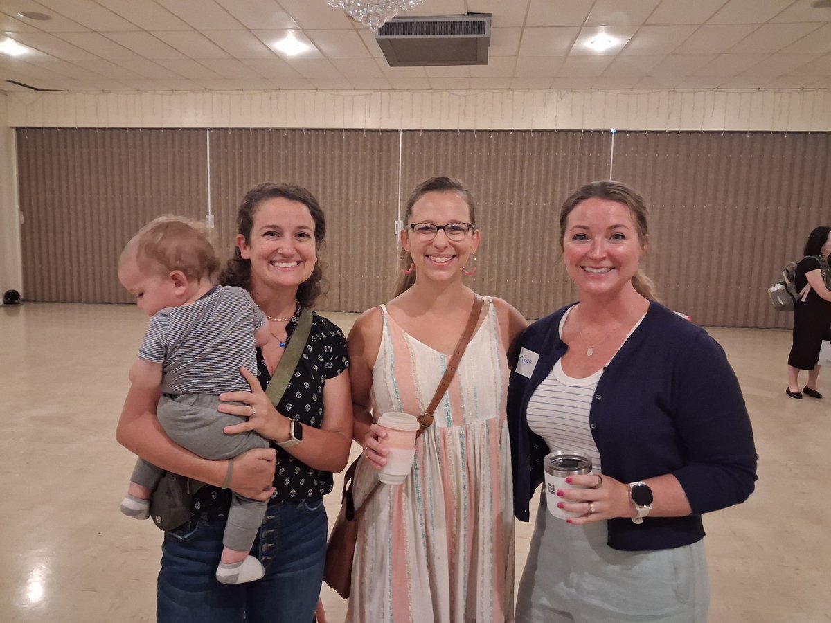 stmasb's tweet photo. Dedicated parents, partners, and volunteers at STMA have formed The Holy Family Society.

We are extremely grateful for their hard work in putting on a Back to School social after Mass this morning for parents! #GoClassical #FirstDayofSchool https://t.co/baYJ1tz9s0