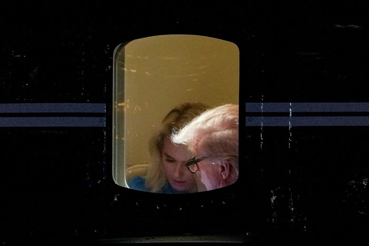 RpsAgainstTrump's tweet photo. CNN reports that when Trump aide Natalie Harp was told there was no room for her in his motorcade as he headed to a NY courthouse, she got into a screaming match with staffers, insisting Trump had personally asked her to come

When they still refused her a seat, she jumped into an SUV’s trunk to follow him.