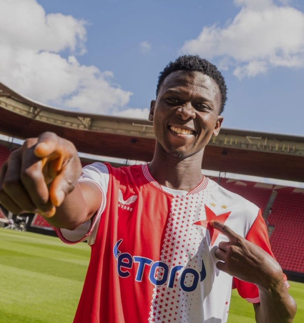 HDScouting's tweet photo. Joueur à suivre [#2] 🇳🇬

Mubarak Suleiman milieu/piston de 19 ans évoluant au Slavia Prague.

Arrivé en 2025 en provenance de son club formateur Right2Win SA il a évolué principalement en 8/10 avant d’être utilisé comme piston gauche cette saison (3 matchs). https://t.co/Mn2H3s6nWE