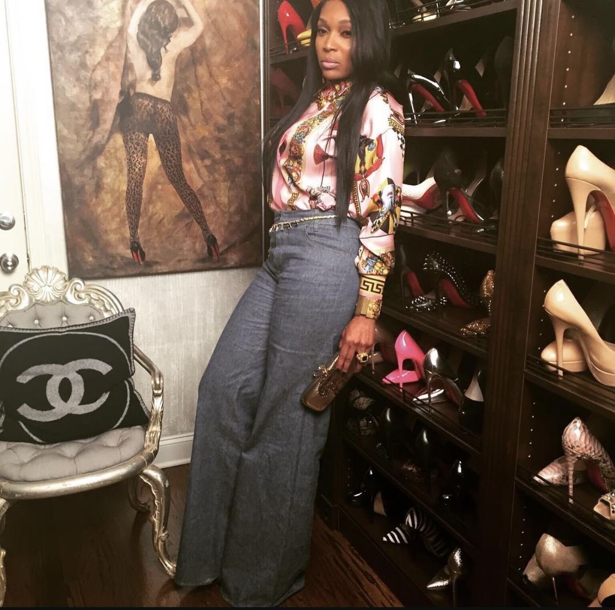 bleachedfrontal's tweet photo. Marlo Hampton’s closet 💖 https://t.co/8n9ge9tey5