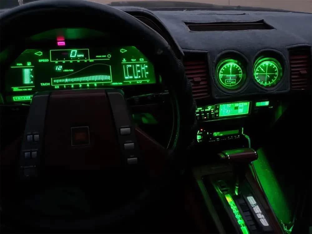 SciFiArchives's tweet photo. Inside the cabin of a 1985 Nissan 300ZX https://t.co/2G2e3oaeBW