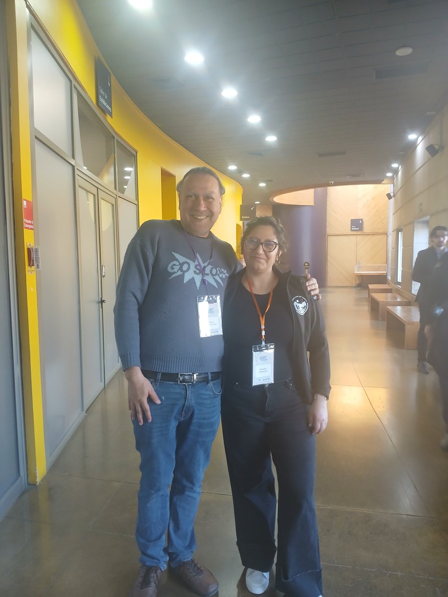 Alexandernikko's tweet photo. @explora_cl @udp_cl Un orgullo aportar al desarrollo del talento escolar y ver el tremendo nivel de investigación de nuestra zona. 🧠🔬#ExploraSurPoniente #UDP #CongresoRegional #CienciaEscolar #Divulgación #alexanderhome #madeinunab #alexandercarreno https://t.co/TgdqFFr0fk