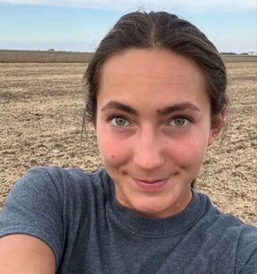 Laurafarm366's tweet photo. #NewProfilePic https://t.co/tHxj6XExAo