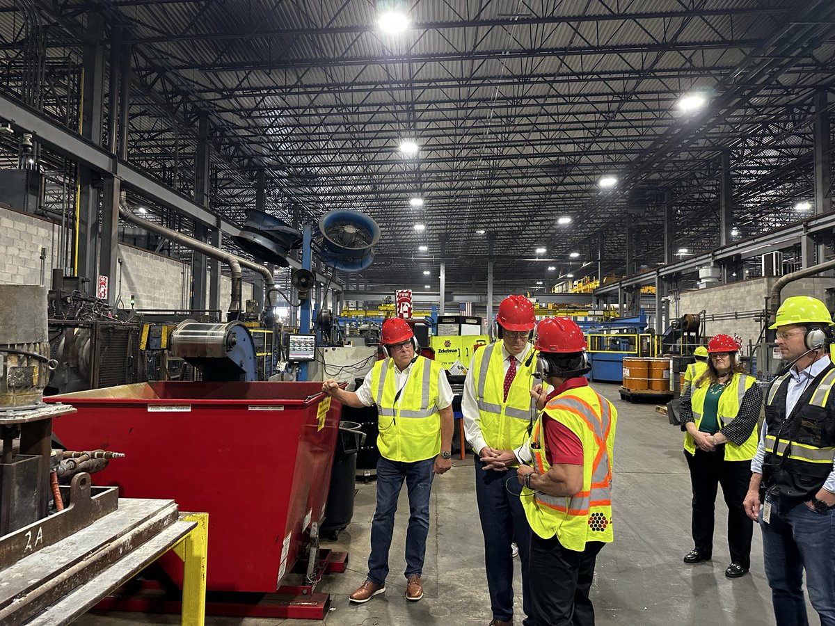 RepLaHood's tweet photo. Wheatland Tube is the largest domestic manufacturer of steel and PVC electrical conduits, supporting nearly 400 good-paying jobs right here in Rochelle.

Thanks to Barry Zekelman for showing me and Mayor John Bearrows around the plant and discussing ways we can counter countries like China that use unfair, anti-competitive trade practices to undermine American manufacturing.