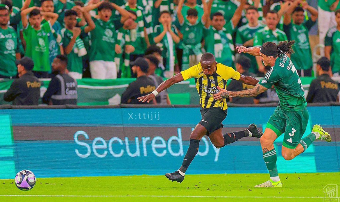 kh_99_90's tweet photo. #Diaby_stay_with_ittihad https://t.co/ruOmzcTj3t