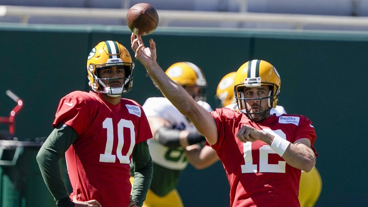 The_Pack_Pod's tweet photo. On @RichEisenShow , Jordan Love says "Nothing helped my career more than being able to sit behind Aaron Rodgers"