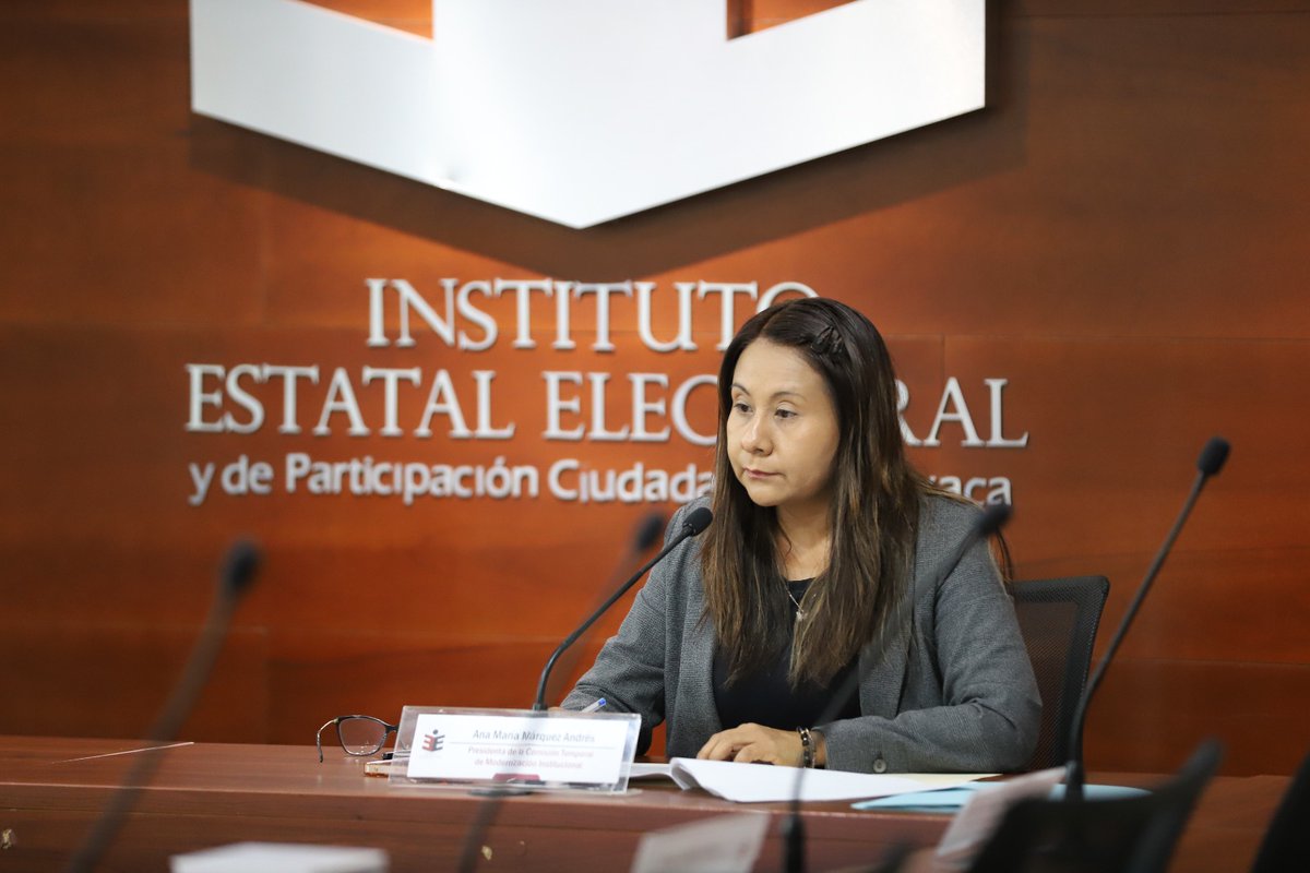 IEEPCO's tweet photo. Este día, la Comisión Temporal de Modernización Institucional, que preside la Consejera Electoral, Ana María Márquez Andrés (@AnaM_M7A) realizó Sesión Ordinaria. Consulta la transmisión en https://t.co/iVC7W4YGXR https://t.co/tz14dxvYls