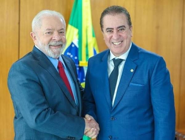 Daniel19758129's tweet photo. @destacarBr Toma vergonha nessa cara de Pau  Jonas !  E  será que abandonar presos  Inocentes  do 08 /01 que o Desgoverno CORRUPTO  DO INSS MASTER LULINHA FREY CHICO  TOGAS SUJAS ETC e  Genocida  que Você Apoia  esta correto ????? https://t.co/iJiF1ceCDA