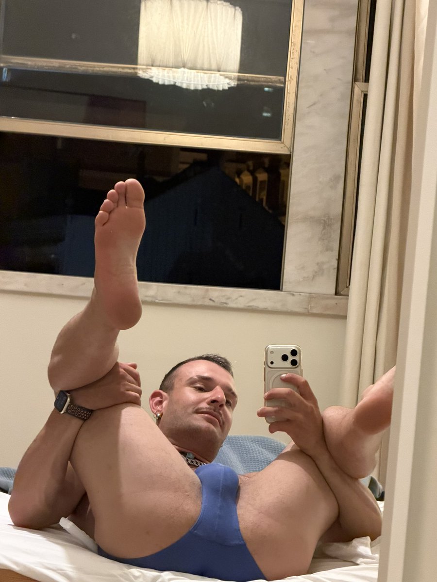 ItsRenyb's tweet photo. Im sooo fucking needy 🤤🥹 https://t.co/pg9XGFGIqr