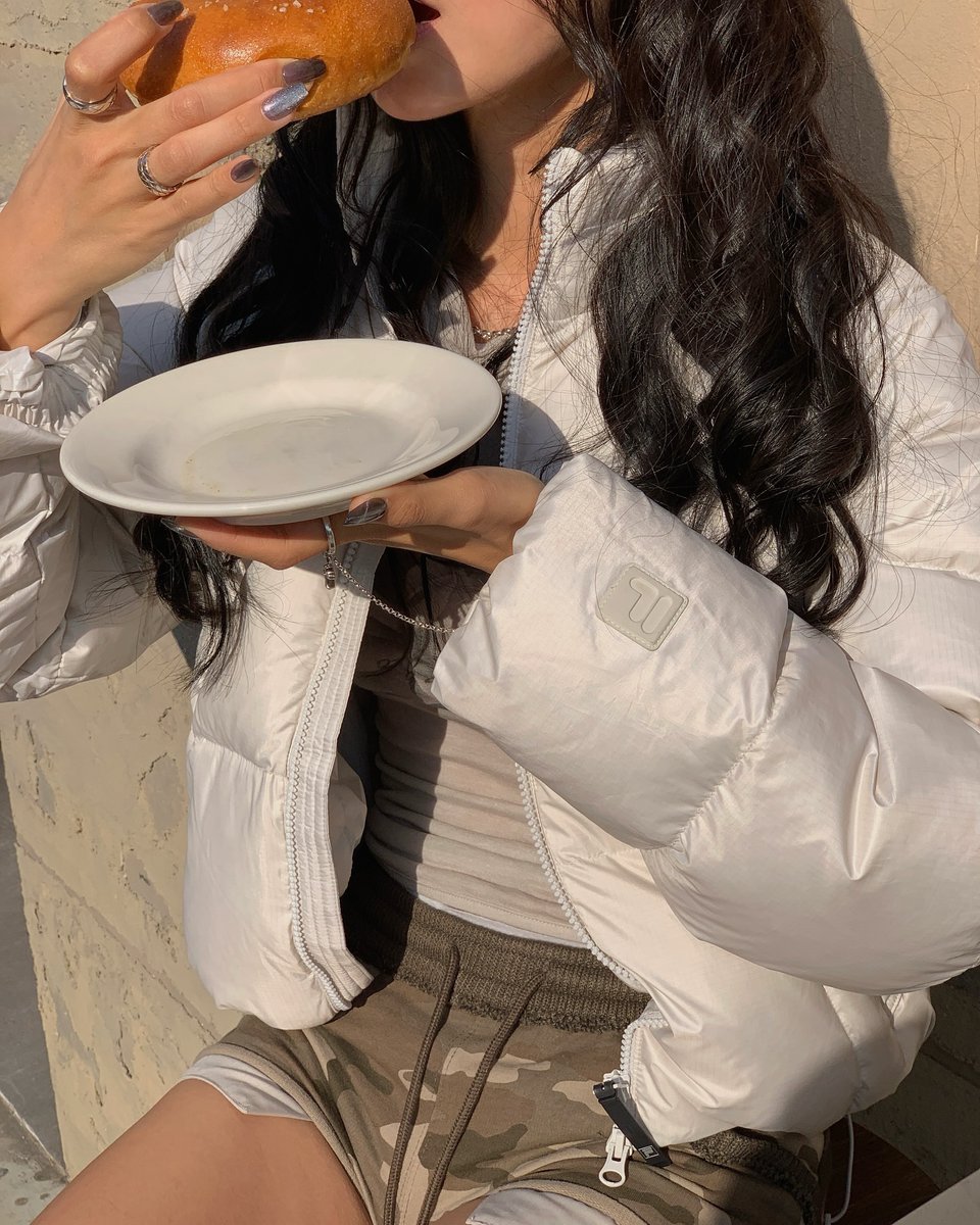 _nascimento2001's tweet photo. Hey there! 🌞 Just wanted to say, your smile can brighten someone’s day—wear it proudly. 🌸
KrUKsy https://t.co/gabbWmtGP8