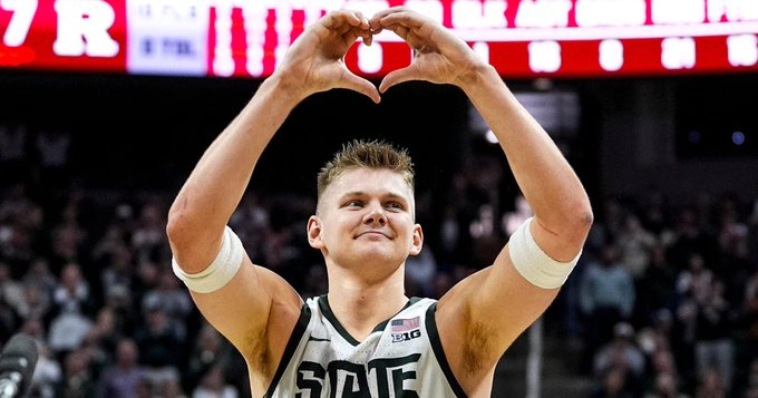 JackPilgrimKSR's tweet photo. Kentucky completed a 2.5-hour Zoom meeting with MSU transfer Jaxon Kohler on Wednesday

“As good as it could’ve gone,” one source told KSR

STORY: https://t.co/JZ24LCzalq https://t.co/hmZKv73x8L