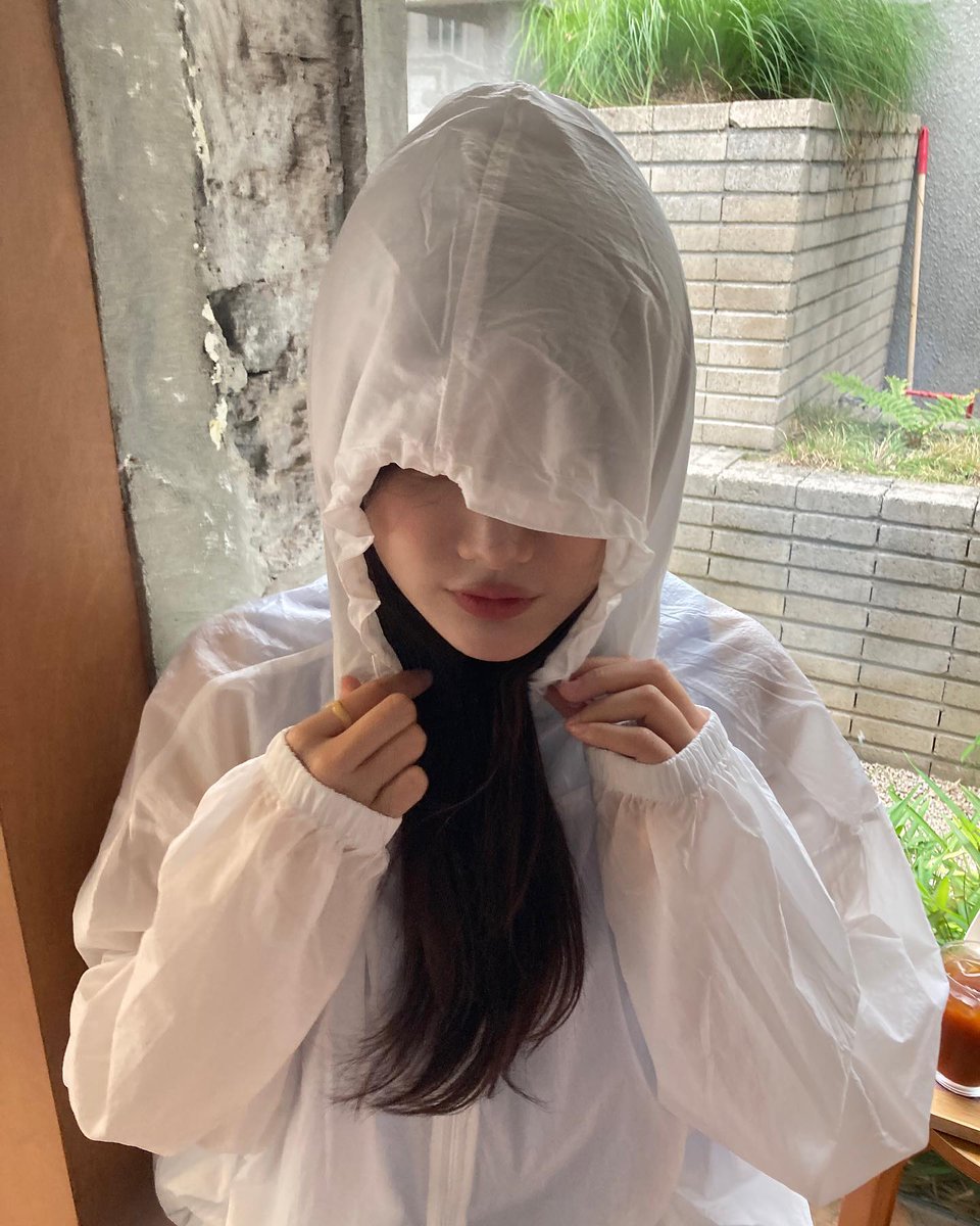 bonilizbeth's tweet photo. 朝起きる瞬間の『あと5分だけ…』の魔力は異常だと思う。今日も一日お疲れ様！ 👀
gbYd https://t.co/B7ZlkSoLSo