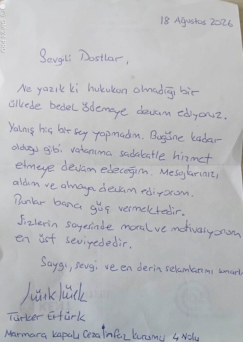 HsnBozkurt's tweet photo. Dün Merris’den Silivri Cezaevine nakledilen değerli Türker Ertürk amiralimizden mesaj var.
Ödünsüz bir Atatürkçü, cesur bir aydın ve kararlı bir vatansever olduğunu iyi bildiğimiz 
Türker Ertürk’ün yanındayız. 
#FürkerErtürüserbestbırakın
#AtatürkteBirleşmeZamanı
#YenidenAtatürkCumhuriyeti
@Orsatramola 
@add_genelmerkez