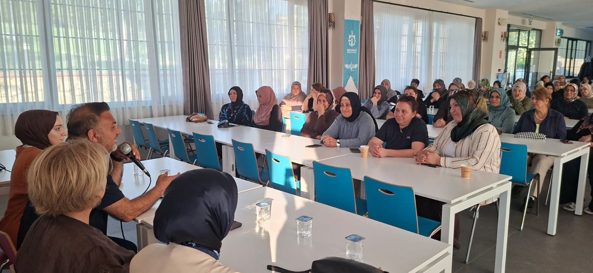 akkadinkocaeli's tweet photo. İl Kadın Kolları Başkanımız Yasemin Özdemir, İlçe Başkanımız Köksal Şakar ve İlçe Kadın Kolları Başkanımız Sevgi Takan ile birlikte Darıca Serhat Kars İli ve İlçeleri Kültür ve Yardımlaşma Derneği Kadın Kolları Başkanı Zehra Çiftçi Bulut ve yönetimini Hüma Hatun Sosyal ve Gençlik Kampı’nda ziyaret ettik.

Birlik ve dayanışma ruhunun hâkim olduğu, samimi ve güzel bir buluşma gerçekleştirdik. Programımıza katkı sunan, emeği geçen herkese gönülden teşekkür ediyoruz.

#BirlikteGüçlüyüz #Darıca #BirlikBeraberlik #AKKadınKocaeli #KadınlaMümkün

@tugbaisikercan 
@AKKADINGM 
@yyaseminozdemir