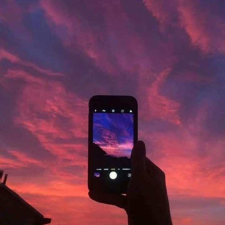 calmlivng's tweet photo. Me : https://t.co/JT7im2kf2o