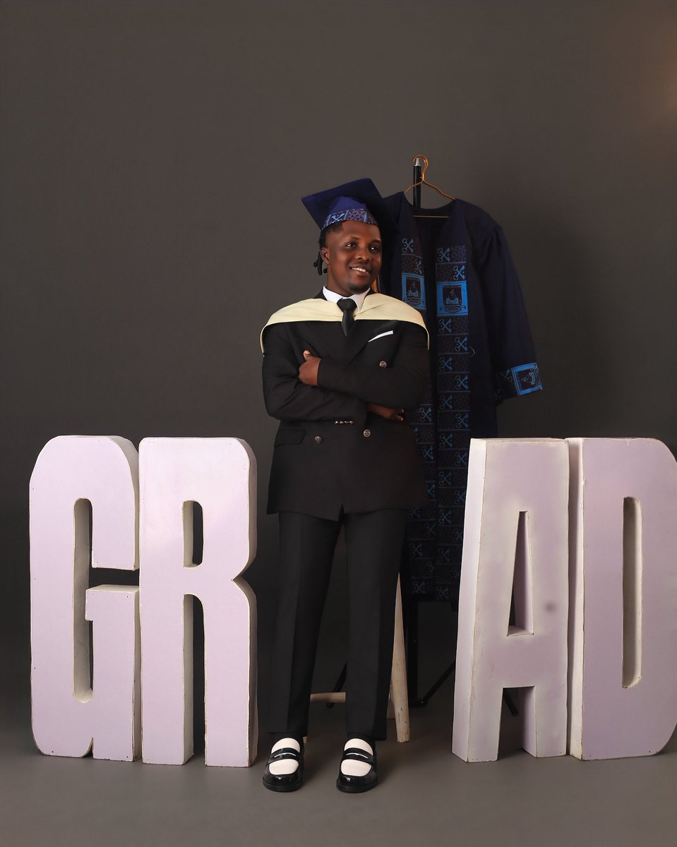 aybamzconsults's tweet photo. Best Graduating Student, Department of Chemical Engineering, LASU.
Best Graduating Student, Faculty of Engineering, LASU.
Overall Best Graduating Student, 2024/2025 Academic Session
All of these, i didn't get but i got a degree
To God I give all the glory
#29thand30thconvocation https://t.co/NRyX70G9VX