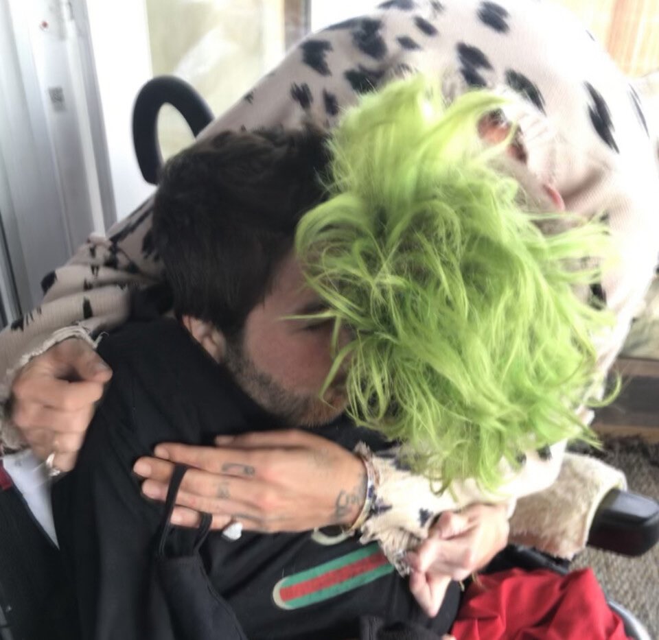 MODSUN's tweet photo. I lost one of my best friends + I’m lost too right now. Praying everyday + talking directly to my brother Mikey. I miss him so much. https://t.co/LX4nkeMLkN