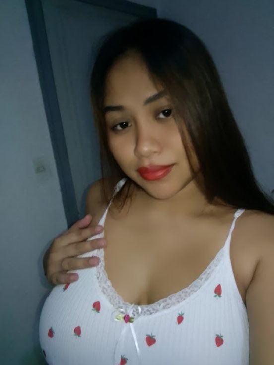 G0DDESSSABBY's tweet photo. You ache for my approval. You’ll bleed your wallet dry to feel it. Hit send, and hear me say g---db--y https://t.co/AjJMZcFTJQ