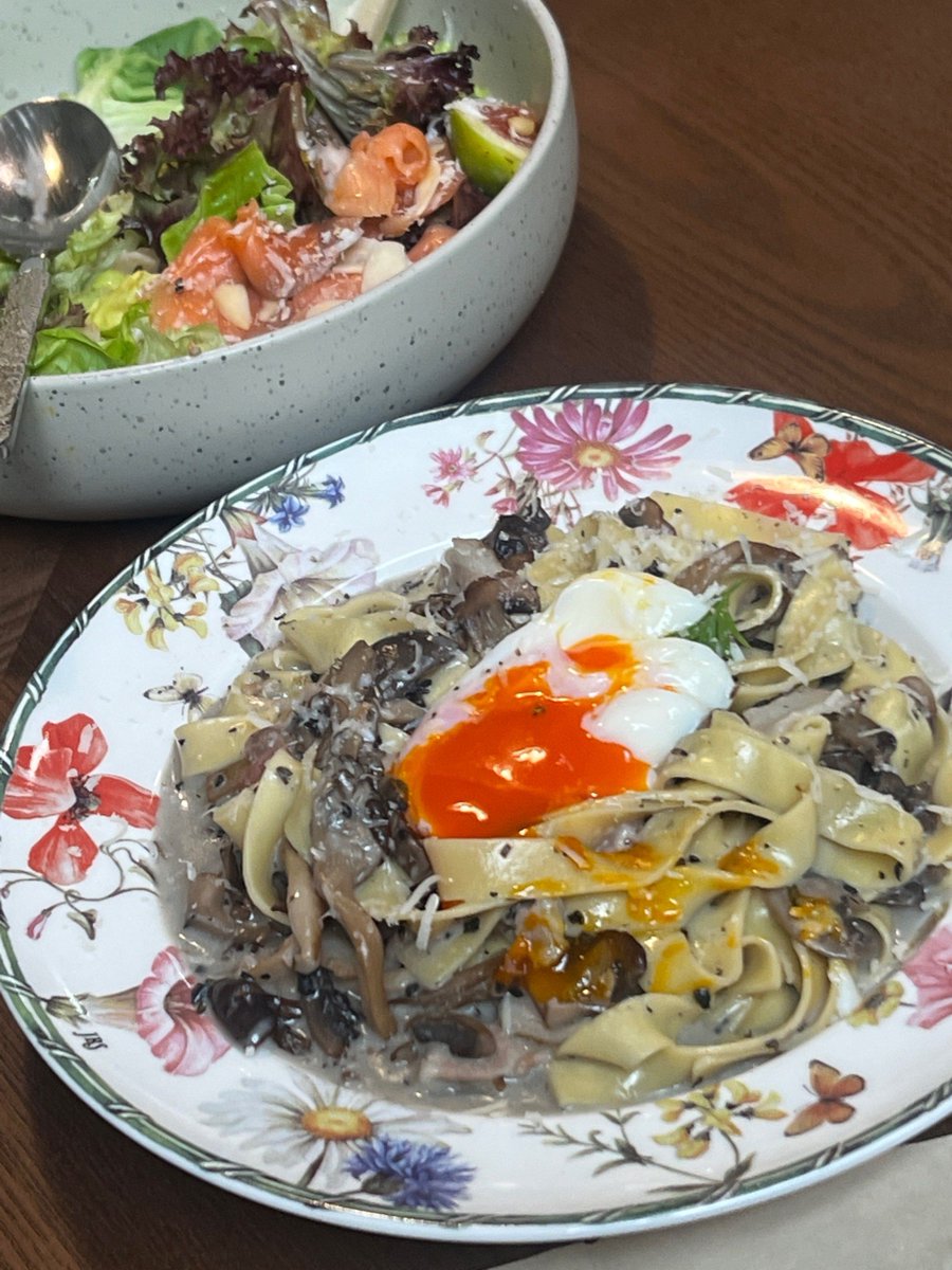 AdejokeAminu's tweet photo. Just found my new go-to spot for truffle pasta! Creamy, fragrant, and perfectly al dente—every bite is a vibe  Can’t wait to come back for more! https://t.co/Wynp4KKOic