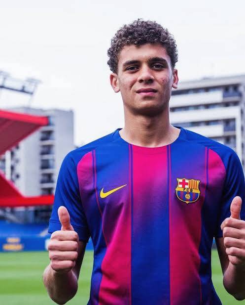 BarcaTimes's tweet photo. 🚨🎙️| Hamza: "Flick talks to me as if I'm a first-team player. That alone makes you feel like you're part of the team. The whole club treats you that way, just like everyone who comes up from La Masia." #fcblive https://t.co/D7X0eYzuqA