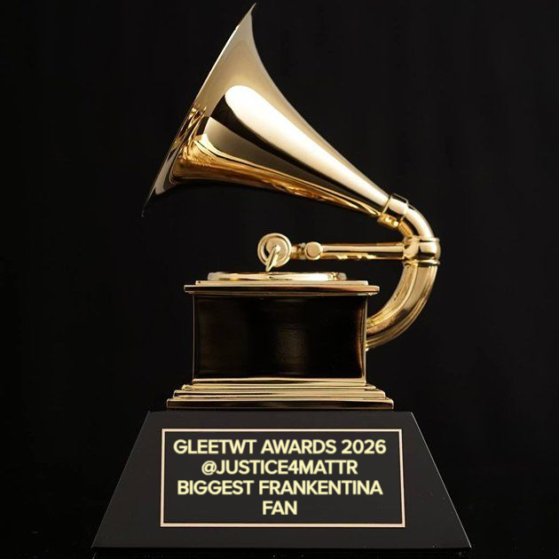 tinablowinwang's tweet photo. And the award for the biggest Matt and Frankentina fan goes to...
-
-
-
@justice4MattR 
Congratulations Frankentiiina! https://t.co/cndAqWda7J