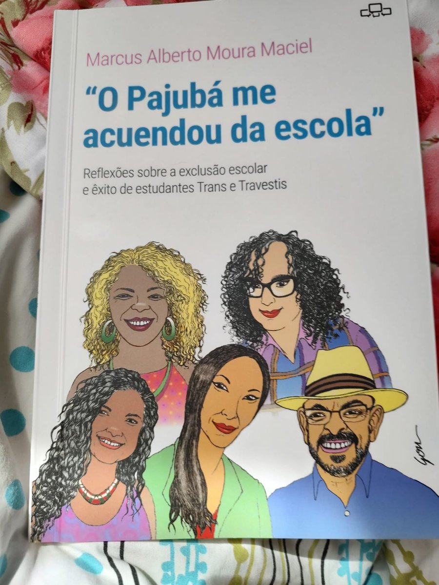 DFProfessor's tweet photo. O Pajubá me Acuendou da Escola' traz histórias de pessoas trans que ocuparam a academia e o mercado de trabalho científico apesar das barreiras. Uma leitura sobre potência e direitos. Domingo, 17h, na Praça dos Três Poderes‼️🏳️‍⚧️🏳️‍🌈🇧🇷 https://t.co/qS7ht0F8F7