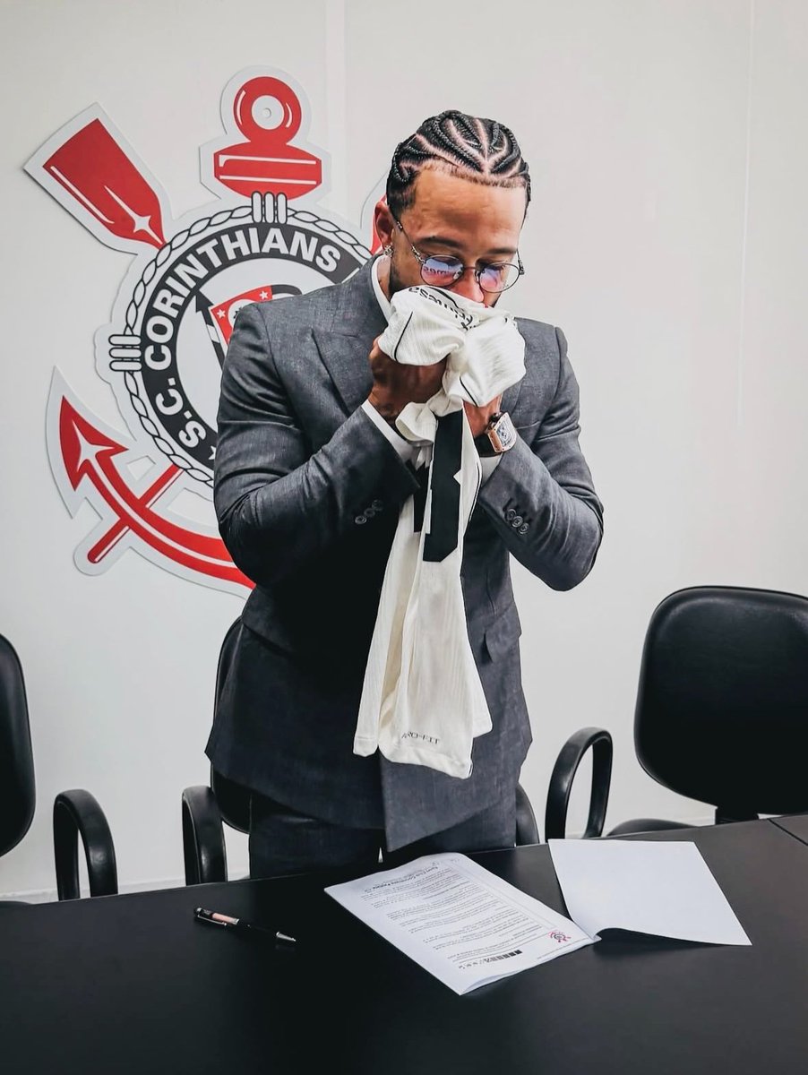 povotime1910's tweet photo. 🦅🚨 ATENÇÃO! | Memphis Depay está relacionado para o jogo de amanhã, contra o Rosario Central, pela volta das oitavas de final da CONMEBOL Libertadores, na Neo Química Arena.

📰 | Fábio Marinho Jr/Meu Timão
📸 | Gustavo Vasco/Corinthians https://t.co/jXu8fCcRdh