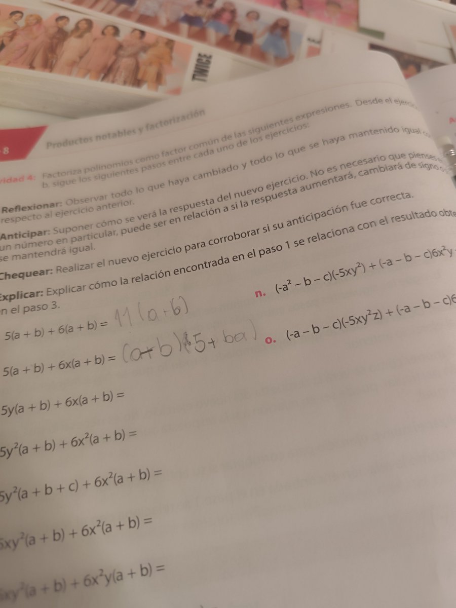 megurusitos's tweet photo. Como odio matemáticas de berdad extingan esa materia ahora YA https://t.co/IcqnhJiCNZ