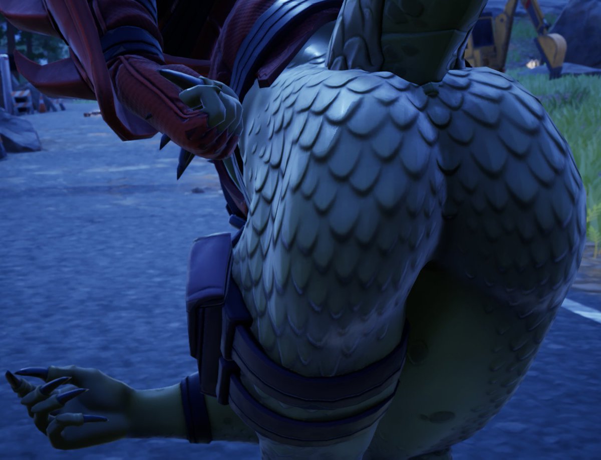 PuffyHybrid's tweet photo. Ass so fat, like why does he need allat 

#Fortnite #Hybrid https://t.co/PCyyiwGyjK