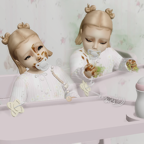dreamydory's tweet photo. first time eating something instead of mom's milk and she liked it!🥹🤍 https://t.co/ElXXFYplow