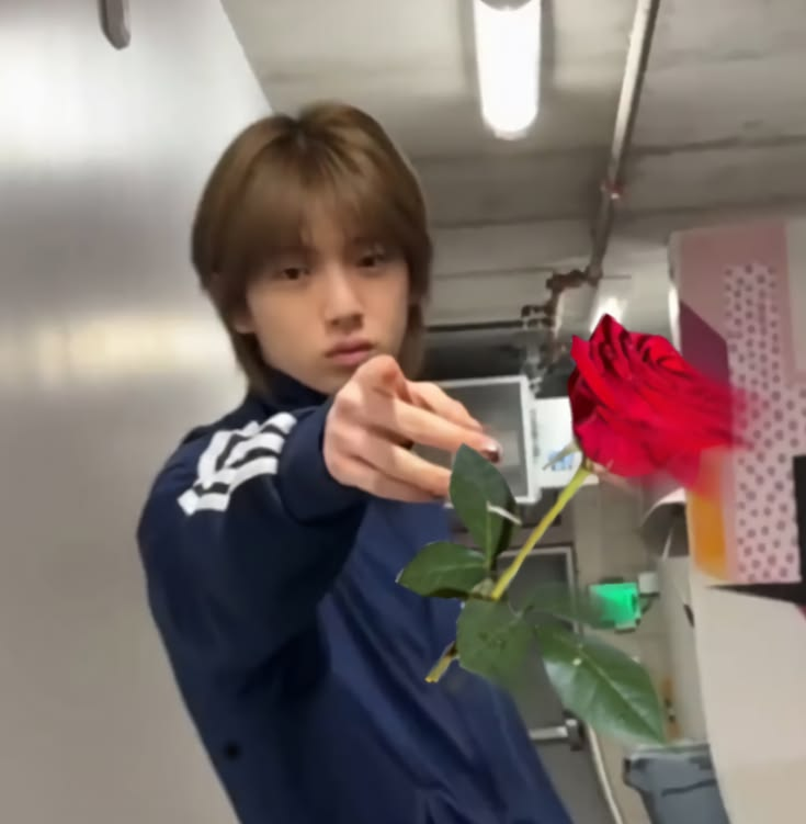 verijjued's tweet photo. #coertwt do ur thing  >.<

hi, i'm yeli  ⪩ ⪨ ꠹
⋆.˚ she/her, 19, filo
⋆.˚ jju biased
⋆.˚ new to #stantwt &amp; #kpoptwt
⋆.˚ multistan but mostly cortis, nct, bnd, lngshot. and and2ble >⩊<

♡  and  ↻  to spread teehee ! https://t.co/OipVXjqLSD